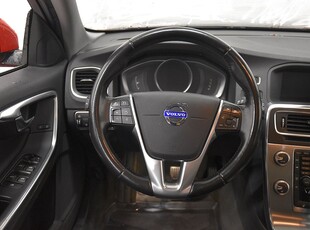 Volvo V60 D4 Momentum D-Värm Rattvärme Drag SoV 181hk