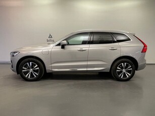 Volvo XC60 T6 Core Edition / 360 kamera /