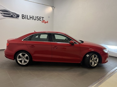 Audi A3 2.0 TDI 150hk Comfort Navi/Cockpit/Adaptiv F/Nyservad/1Brukare