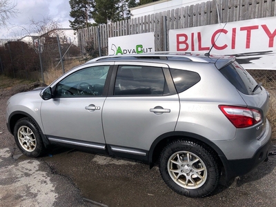 Nissan Qashqai 2.0 Panorama Drag Bose B-kamera Navi 0,77L/Mil