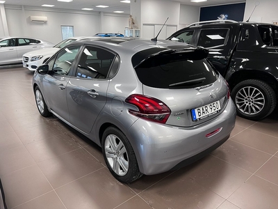 Peugeot 208 5d 1.2 VTi Signature 110hk Panorama Aut