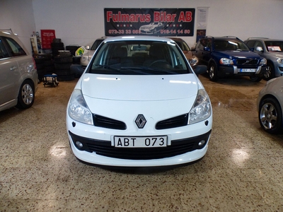 Renault Clio 1.2 Ny Besiktigad & Ny Servad 75hk