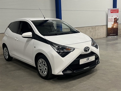 Toyota Aygo 5-dörrar 1.0 72 HK Manuell / Backkamera / CarPlay /