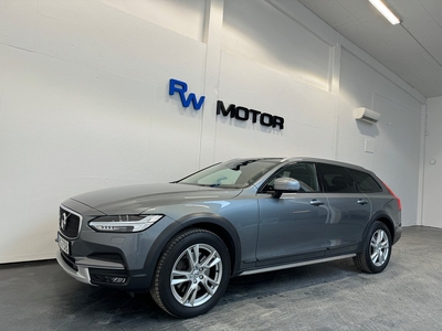 Volvo V90 Cross Country D4 AWD 190hk Momentum VOC Drag B-kam