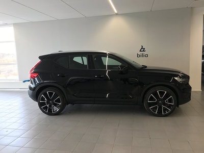 Volvo XC40 B4 II AWD Bensin Momentum Advanced