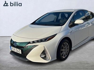 Toyota PriusPlug-in Hybrid Laddhybrid Executive JBL Navi Head-Up 2018, Halvkombi