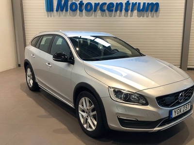 Volvo V60Cross Country D4 AWD Geartronic Summum Euro 6 2017, Kombi