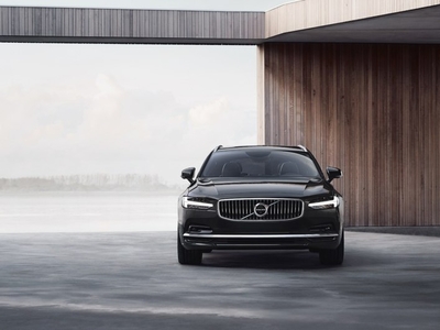 Volvo V90B4 Bensin Plus Bright, Nybil Snabb Leverans 2024, Kombi