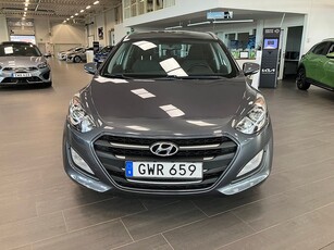 Hyundai i30 Kombi 1.6 GDI Manuell, 135hk, Dragkrok Vinterhjul