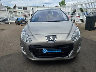 Peugeot 308 5-dörrar 1.6 e-HDi 1 Års Garanti 0% RÄNTA 36MÅN