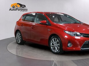 Toyota Auris Hybrid e-CVT Kamera Lågmil TOPPSKICK 0% RÄNTA