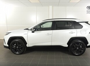 Toyota RAV4 Laddhybrid GR Sport fr 3,907 kr/mån(2,95% ränta)