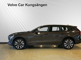 Volvo V60 Cross Country B4 AWD Diesel Core/Läder/Ljuspkt/HarmanKardon/19\