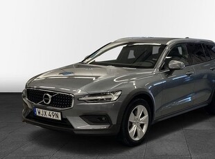 Volvo V60Cross Country B4 AWD Diesel Adv SE 2021, Kombi