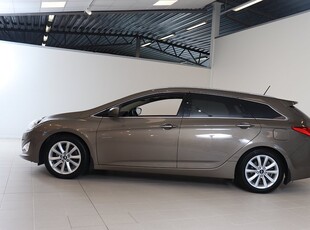 Hyundai i40 1.7 CRDi Automat 136hk V-hjul/Drag/Panorama