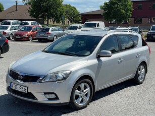 Kia CEED cee'd_sw 1.6 CRDi ECO Euro 5 Besiktigad Dragkrok