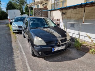 Renault Clio 5-dörrars Halvkombi 1.2 Euro 4,Rep.Objekt