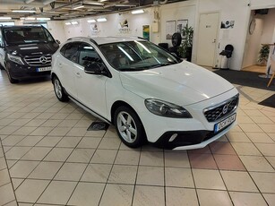 Volvo V40 Cross Country D2 Powershift VOC / Momentum / Ny S