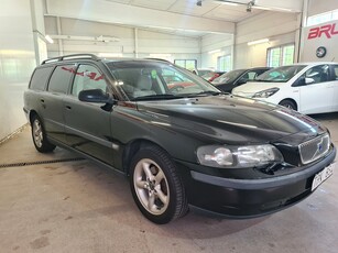 Volvo V70 2.4