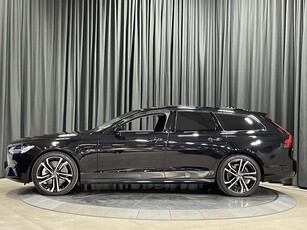 Volvo V90 Recharge T8 Ultimate Dark