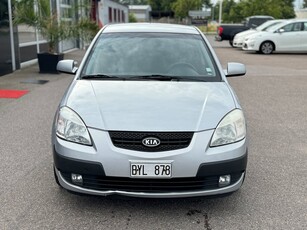 Kia Rio 1.4 97hk | Lågmil | Nyservad | 1 Ägare