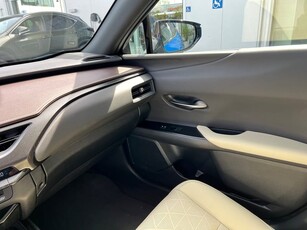 Lexus UX 250h