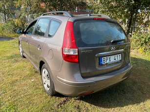 Hyundai i30 cw 1.6 CRDi Select 6-växl Euro 5