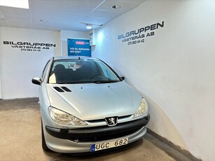 Peugeot 206 5-dörr Automat 75HK / Bes / Kamrem bytt /Ny Serv