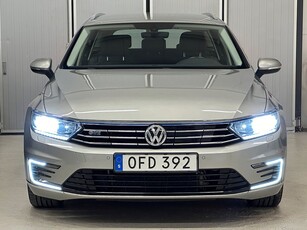 Volkswagen Passat SPORTSCOMBI GTE 218HK DRAG VÄRMARE KAMERA