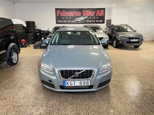 Volvo V70 2.4D Automat Ny Servad &Besiktigad DragKrok 163hk