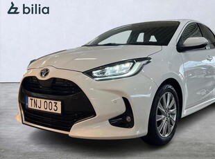 Toyota YarisHybrid 1,5 5D STYLE EDITION SÄKERHETSPAKET 2023, Halvkombi