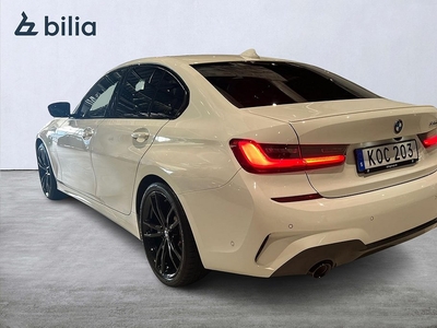 BMW 330e Sedan innovation H/K M-Sport 19 Tum/Laserlight