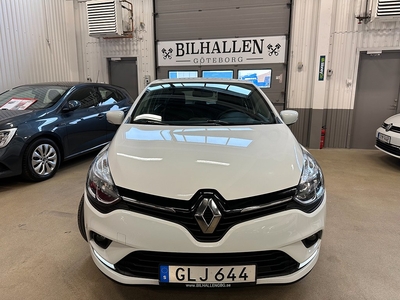 Renault Clio 1.5 dCi(90hk)1Brukare NyKamrem Navi P-sensor