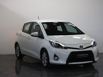 Toyota Yaris HYBRID 1,5 VVT-i CVT AUTOMAT B-KAMERA BLUETOOTH