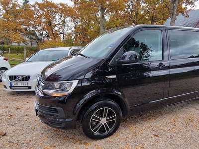 Volkswagen Caravelle T32 2.0 TDI DSG Comfortline 9-sits Moms