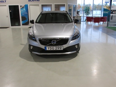 Volvo V40 Cross Country D2 Geartronic Summum Euro 6 NAVI KAMERA SKINN DRAG