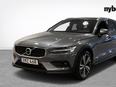 Volvo V60Cross Country B4 AWD Diesel Adv SE 2021, Kombi