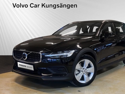 Volvo V60Cross Country B4 AWD Diesel Core 2023, Kombi