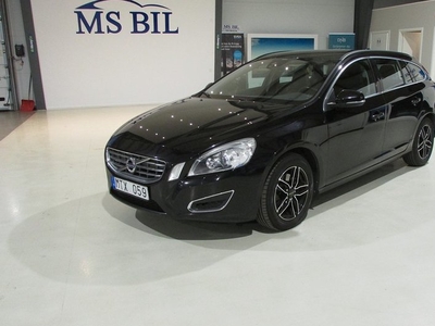 Volvo V60D2 Powershift Momentum Euro 5 Drag Krok 2013, Kombi