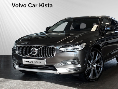 Volvo V90Cross Country B5 AWD Diesel Ultimate SE SPEC 2023, Kombi