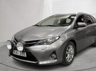 Toyota Auris 2.0 D-4D Touring Sports (124hk)