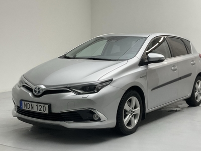 Toyota Auris 1.8 HSD 5dr (99hk)