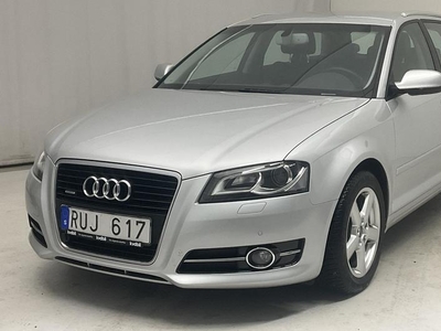 Audi A32.0 TFSI Sportback quattro 2011, Halvkombi