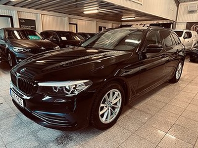 BMW 520 d xDrive Touring 1 ägare Navi Cockpit D-värmare Moms