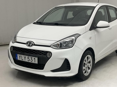 Hyundai i101.0 2017, Halvkombi