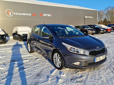 Kia Cee´d1,6 CRDI Automat Drag 2013, Halvkombi