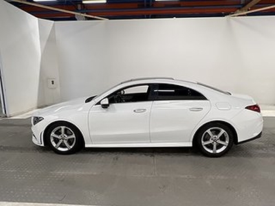 Mercedes-Benz CLA 200 Coupé AMG Kamera Pano Navi Sportsäten