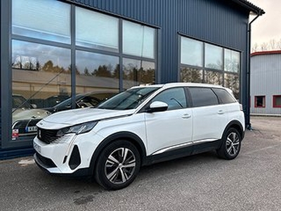 Peugeot 5008 1.2 PT ALLURE 130hk / Dragkrok / Facelift