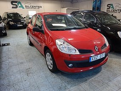 Renault Clio Auto 5-dörrars Halvkombi 1.6 Ny Servad