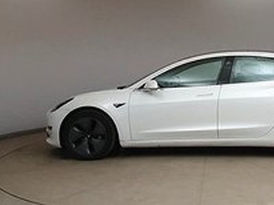 Tesla Model 3 Long Range AWD / Dragkrok/ Moms/ 1 äg/